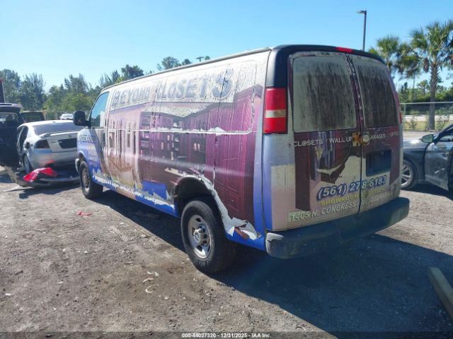 GMC Savana Work Van Image 11