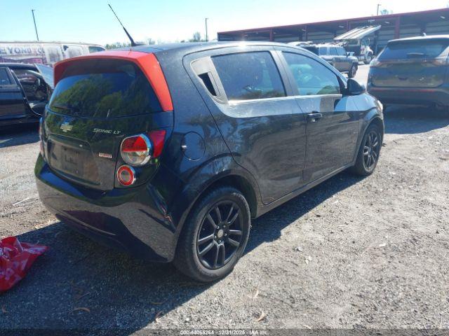 Chevrolet Sonic Lt Auto Image 3