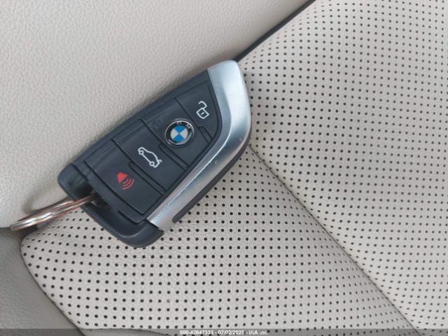 BMW 3 Series Image 10