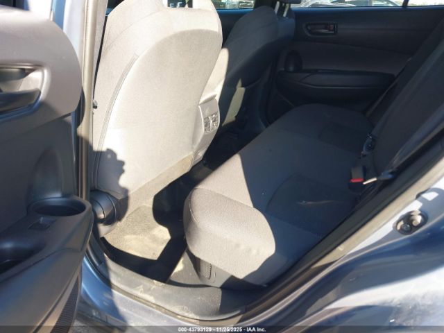 Toyota Corolla Se Image 11