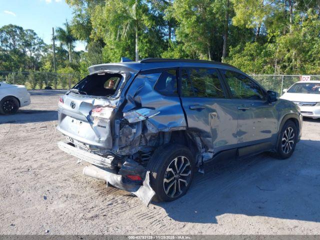 Toyota Corolla Se Image 17