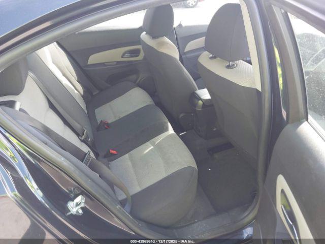 Chevrolet Cruze Ls Auto Image 7