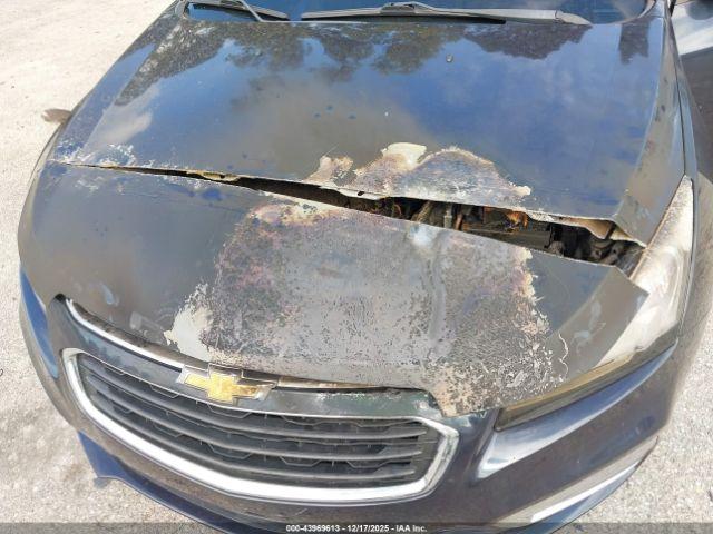 Chevrolet Cruze Ls Auto Image 8