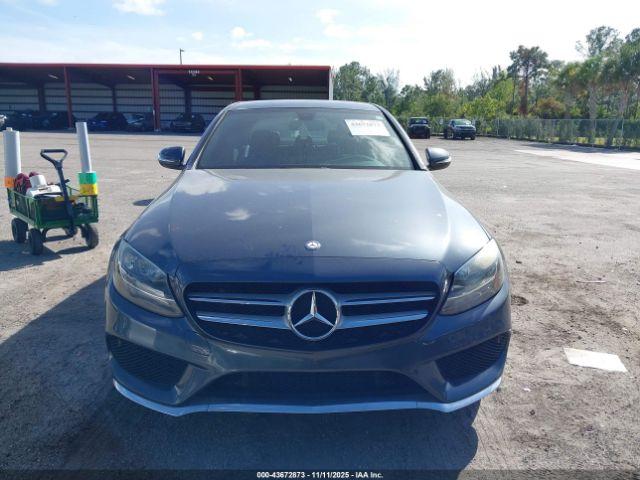 Mercedes-Benz C-Class Sport Image 16