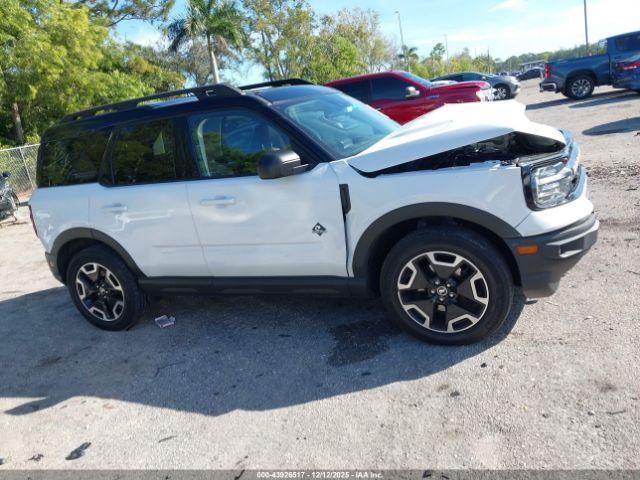Ford Bronco Outer Banks Image 5