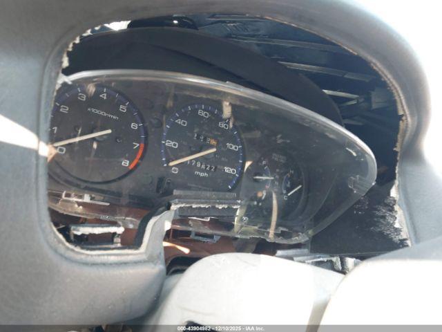 Honda Civic Lx Image 8