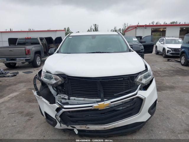 Chevrolet Traverse Ls Image 10