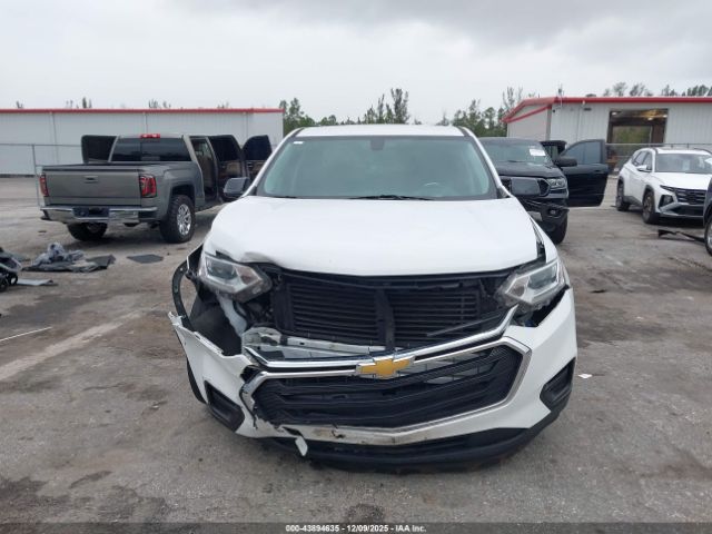 Chevrolet Traverse Ls Image 16