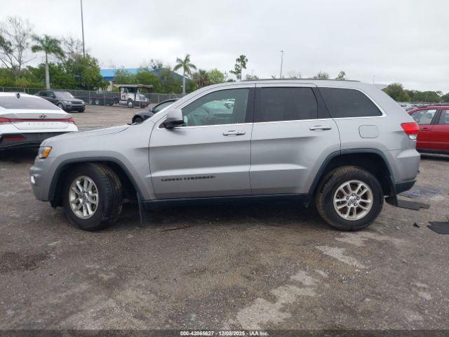 Jeep Grand Cherokee Laredo 4x2 Image 4
