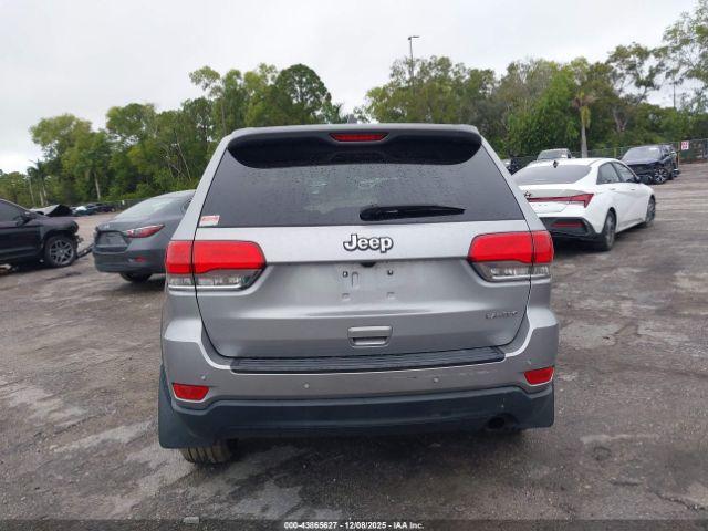 Jeep Grand Cherokee Laredo 4x2 Image 6