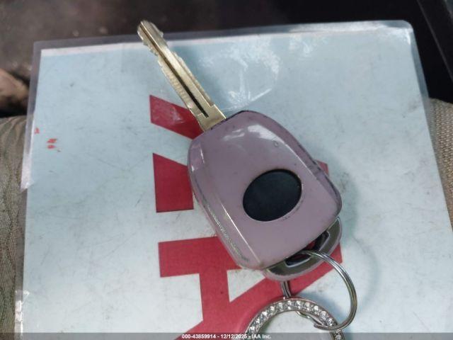 Toyota Corolla Le Image 13