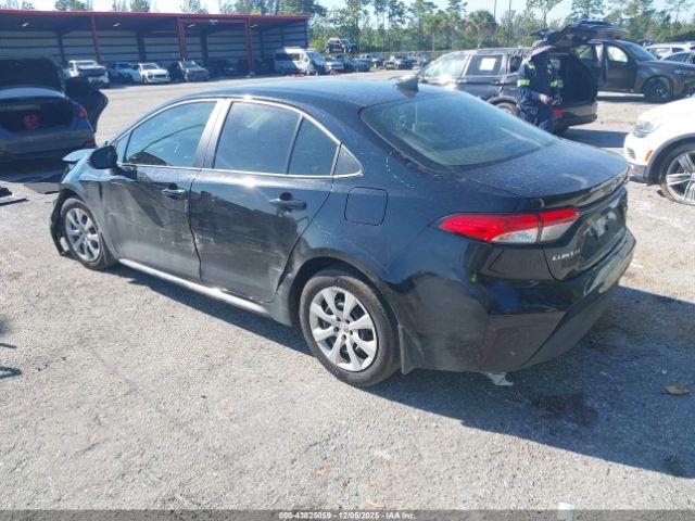 Toyota Corolla Le Image 4