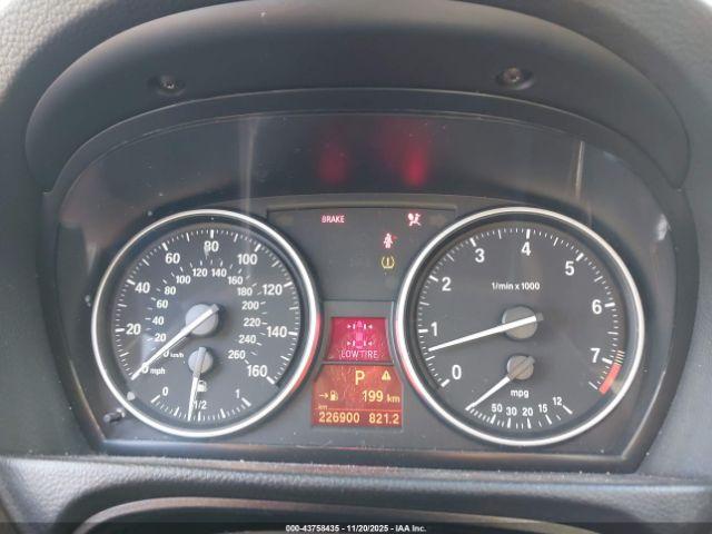 BMW 3 Series Image 11