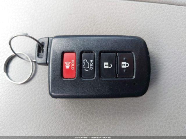 Toyota Highlander Xle Image 7