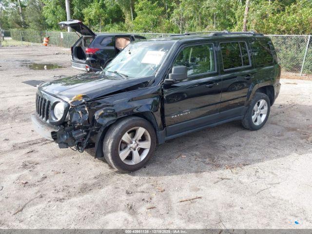 Jeep Patriot Latitude Image 2