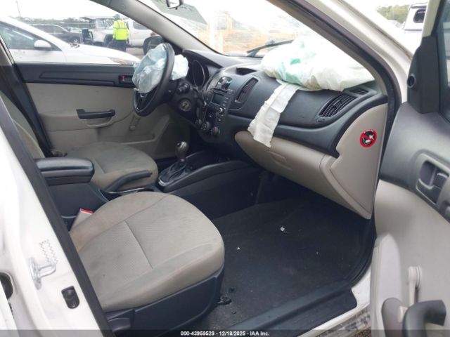 Kia Forte Lx Image 4