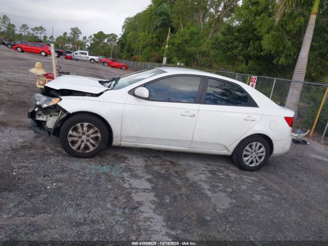 Kia Forte Lx Image 16