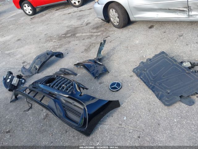 Mercedes-Benz C-Class 4matic Image 11