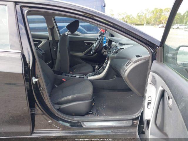 Hyundai ELANTRA Se Image 6