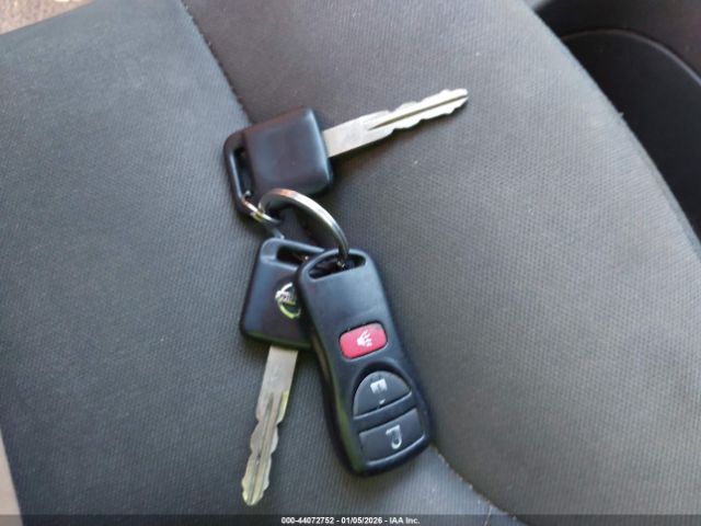 Nissan Xterra X Image 7