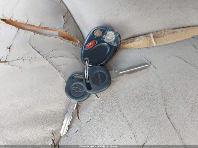 Chevrolet Suburban 1500 Lt Image 11