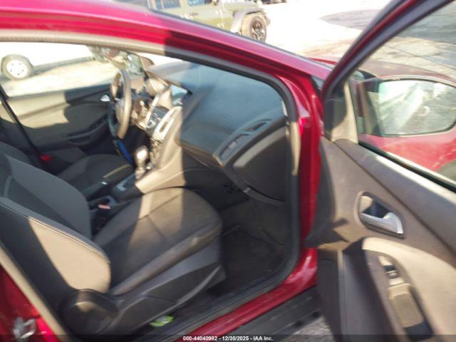 Ford Focus Se Image 10