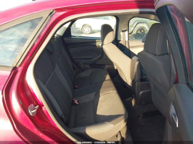 Ford Focus Se Image 6