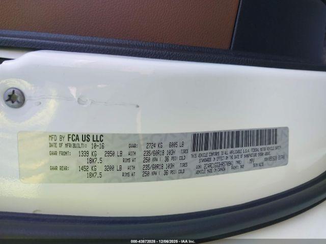 Chrysler Pacifica Limited Image 10