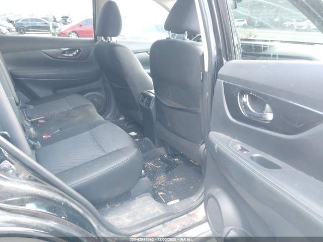 Nissan Rogue Sv Image 13