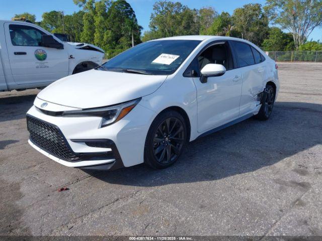 Toyota Corolla Se Image 12