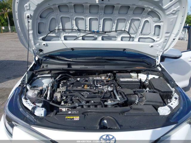 Toyota Corolla Se Image 4