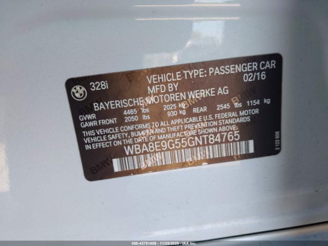 BMW 3 Series Image 4