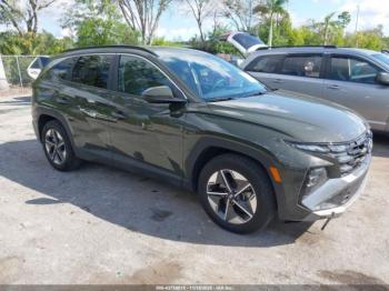  Salvage Hyundai TUCSON