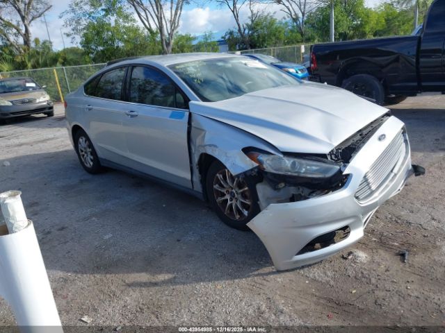 Ford Fusion S Image 1