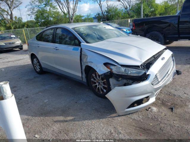  Salvage Ford Fusion