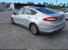 Ford Fusion S Image 8