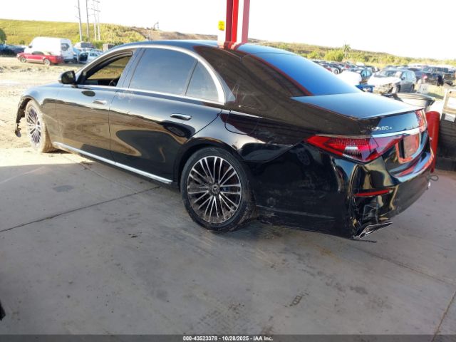 Mercedes-Benz S-Class 4matic Image 9