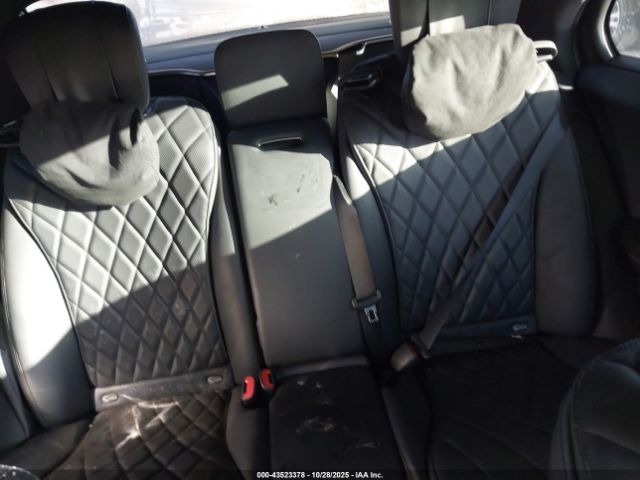 Mercedes-Benz S-Class 4matic Image 6