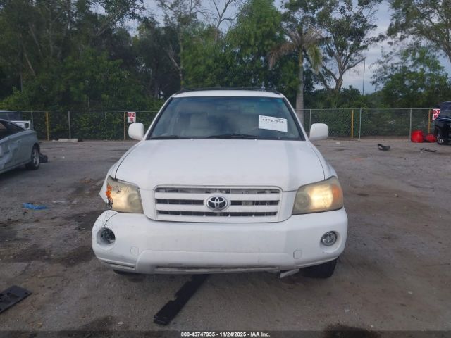 Toyota Highlander Image 6