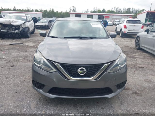 Nissan Sentra S Image 8