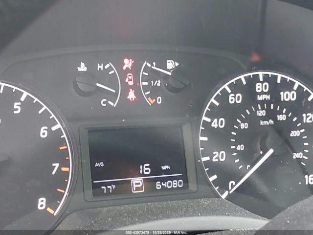 Nissan Sentra S Image 16