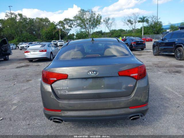 Kia Optima Lx Image 17