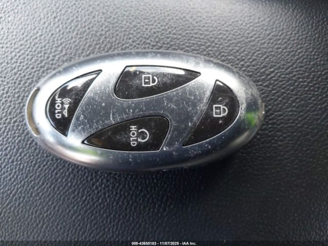 Hyundai ELANTRA N Line Image 9