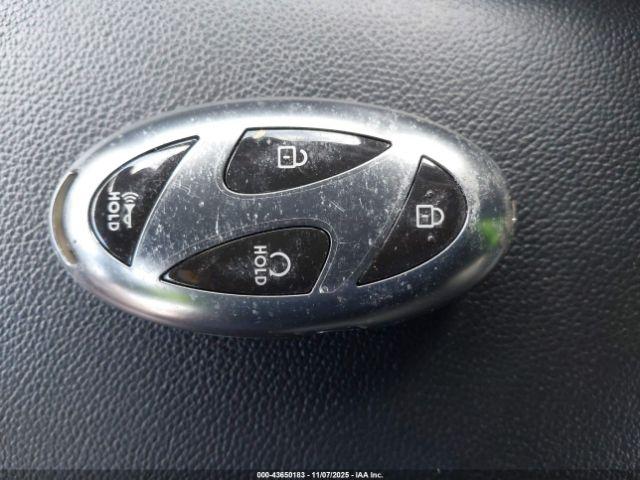 Hyundai ELANTRA N Line Image 9