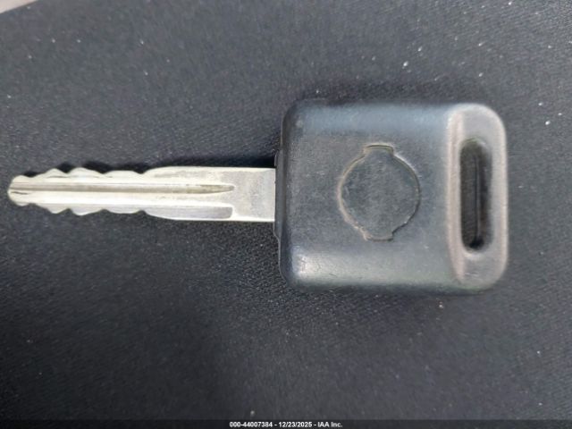 Nissan Versa 1.6 S Image 7