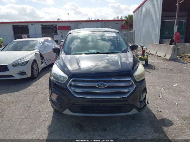 Ford Escape Se Image 8