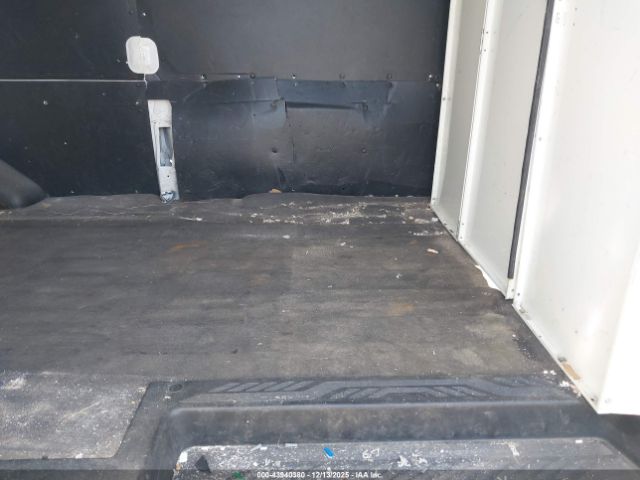 Ford Transit Image 3