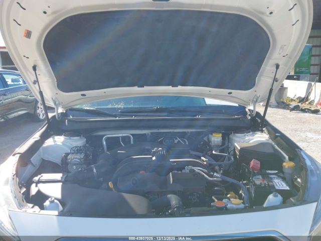 Subaru Outback 2.5i Limited Image 12