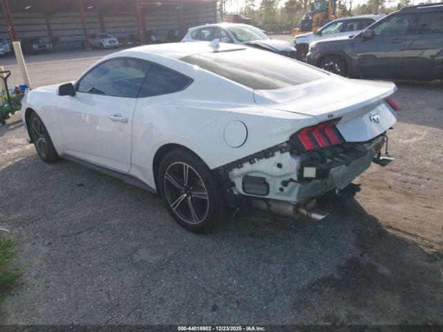 Ford Mustang Ecoboost Fastback Image 8