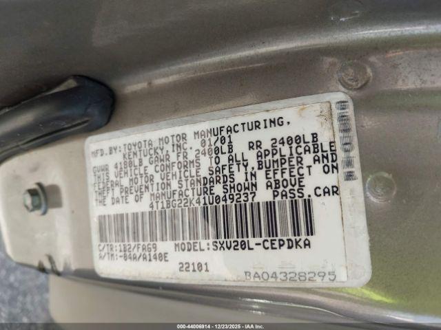 Toyota Camry Ce Image 10